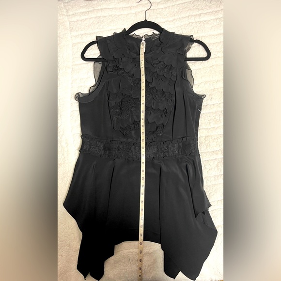 BCBGMAXAZRIA “Lyric” top in 100% black silk - size M - Picture 9 of 11